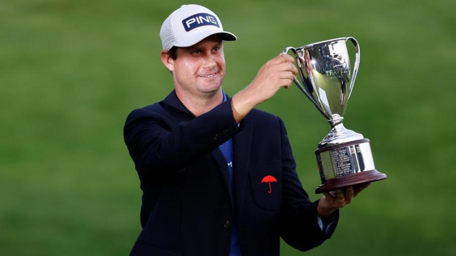 Harris English wins the Travelers.jpg