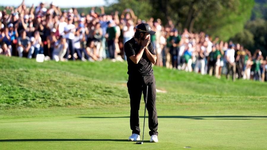 Hidalgo wins the Open de Espana.jpg