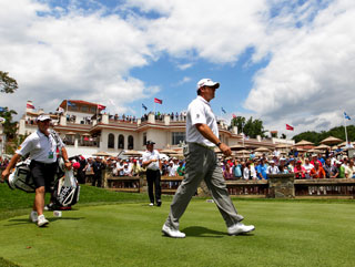 Lee Westwood attracts plenty of attention during practice at Congressional 