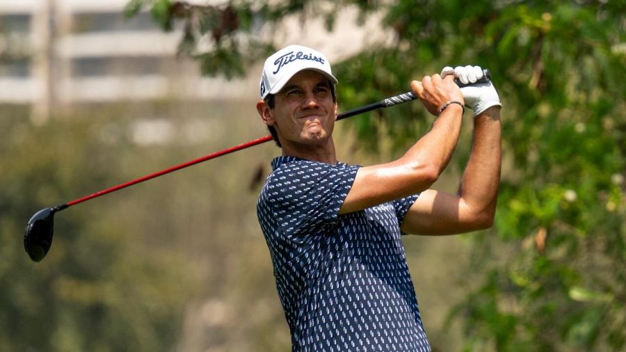 Manassero in India.jpg