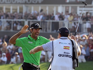 Alvaro wins in style with an eagle on the final hole