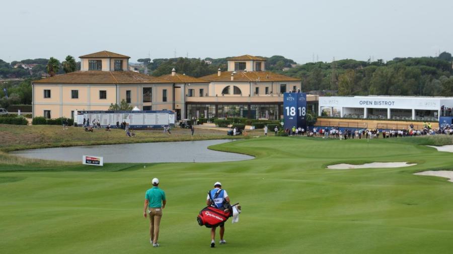Rory McIlroy in Italy.jpg