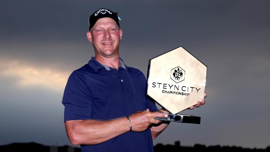 Shaun Norris wins Steyn.jpg