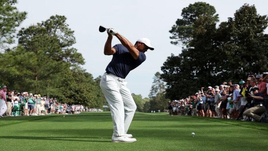 Tiger Woods Masters 2022 practice.jpg