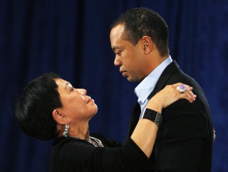 Tiger Woods' mother looks into her sons eyes - but does she see a 2010 US Masters winner?