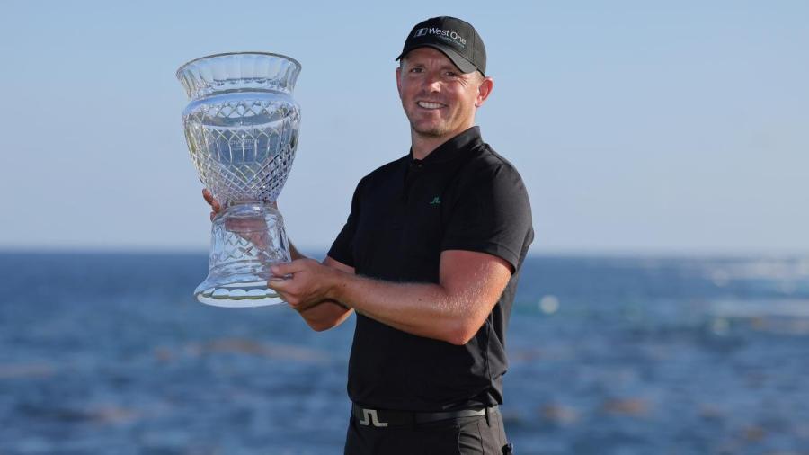 Wallace wins the Corales.jpg