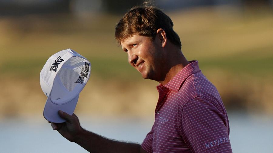 hudson swafford wins 2022 amex.jpg