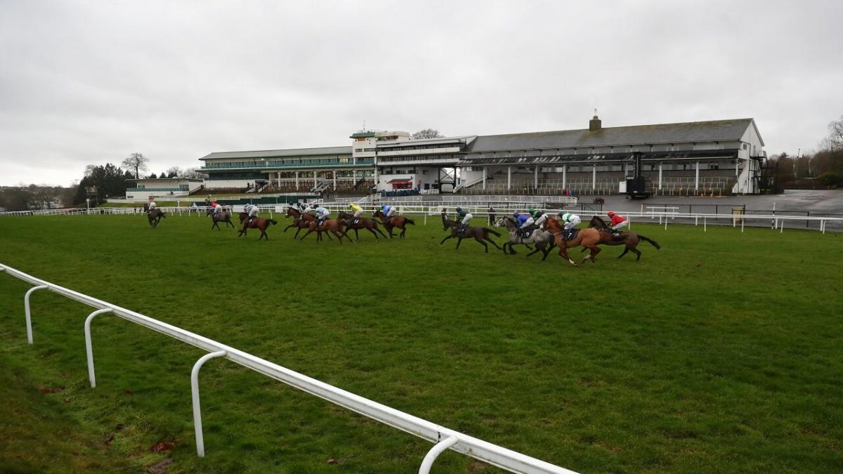 Chepstow races