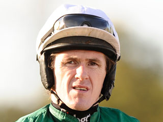 A. P. McCoy can score on Thomas Edison at Leopardstown