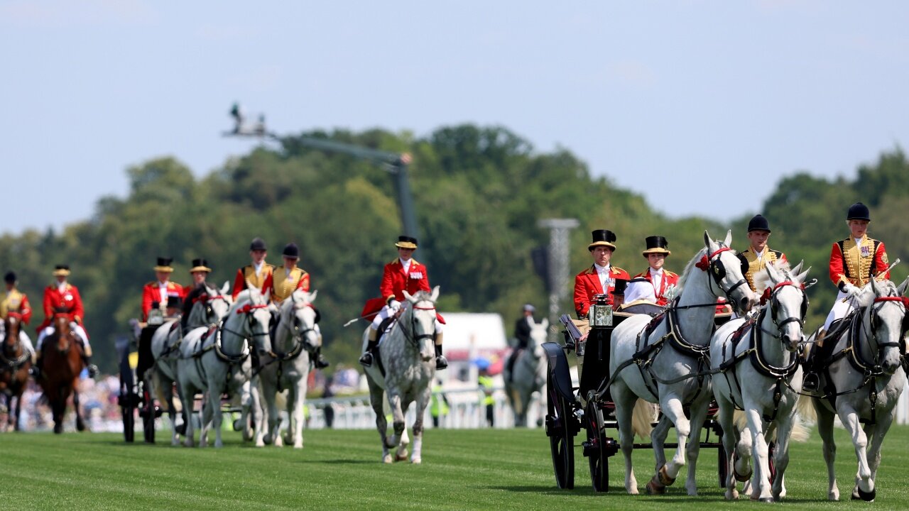Royal Ascot Thursday Tips: Back French stayer to dazzle in 45/1 day ...