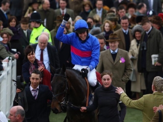 Haydock plays host to the Grand National Trial.