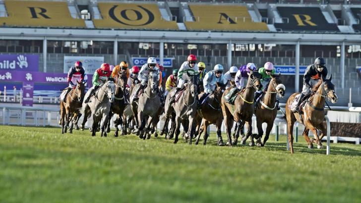Racing at Cheltenham