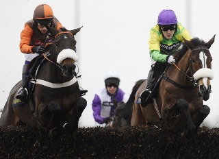 Long Run and Kauto Star lock horns again.
