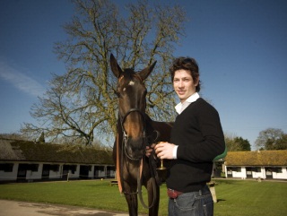 A relaxed Sam Waley-Cohen and Long Run