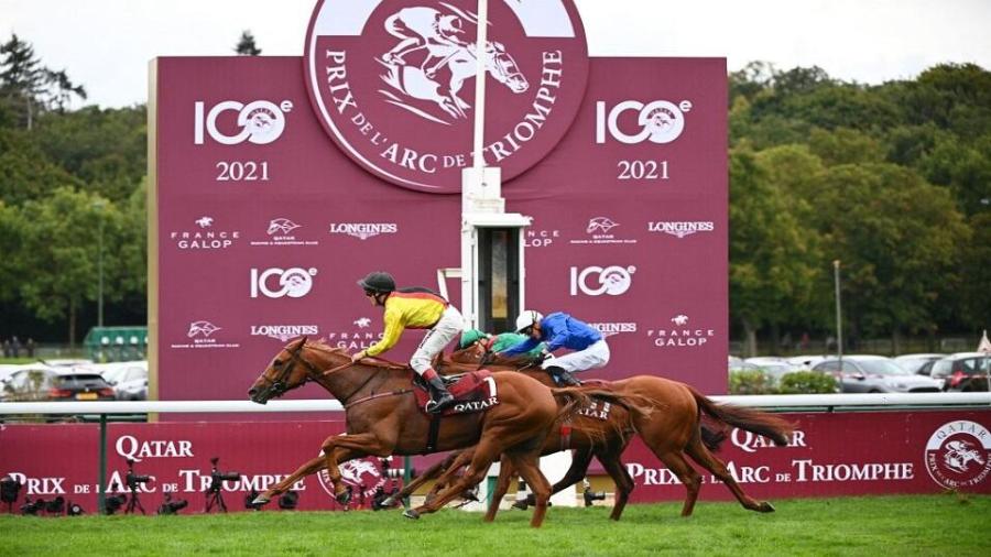 Torquator Tass wins Arc.jpg