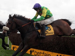 Can Kauto repeat his Betfair Chase heroics at Kempton today?