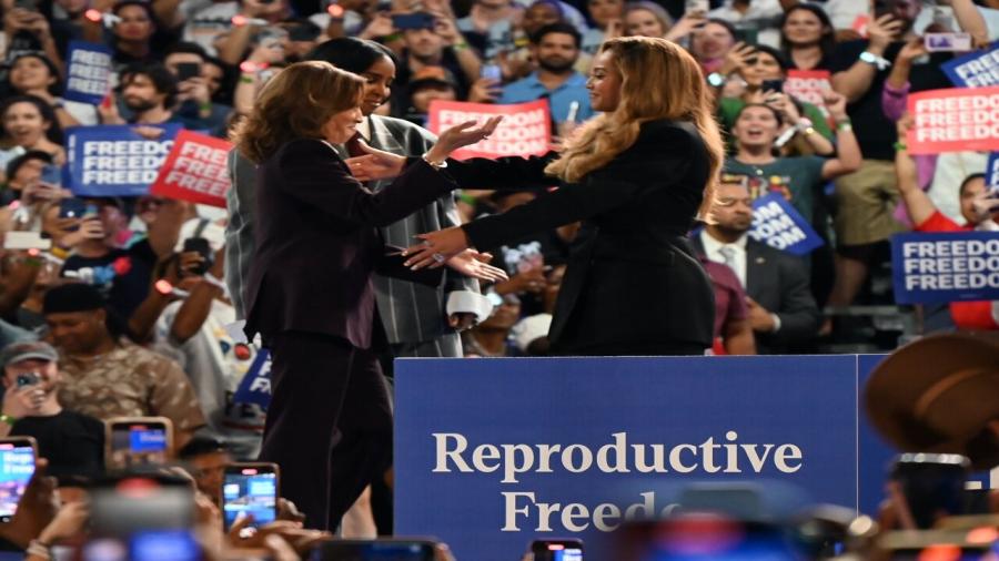 Kamala Beyonce Kelly.jpg