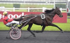 Elitloppet är igång