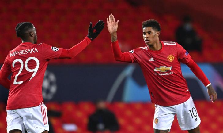 Juletider, målglatt på Old Trafford och heta turkbokningar