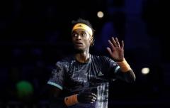 Ymer försvarar sig tappert