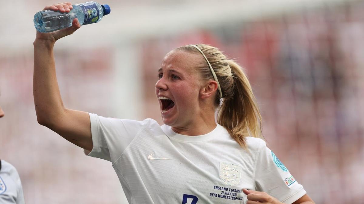 England striker Beth Mead
