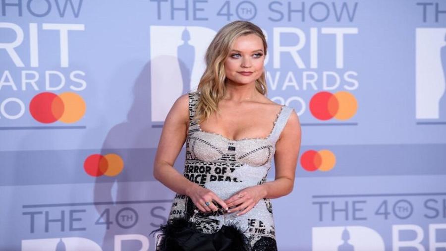 Laura Whitmore.jpg