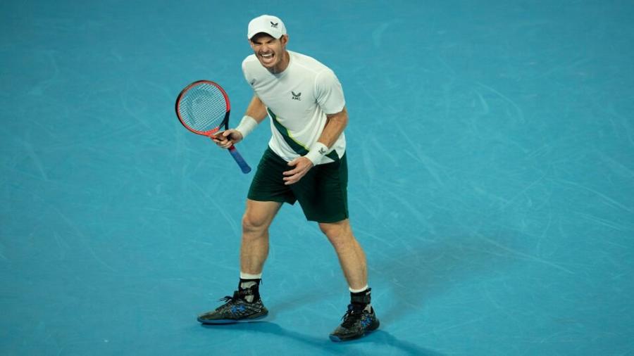 Andy Murray celebrates Australian Open.jpg
