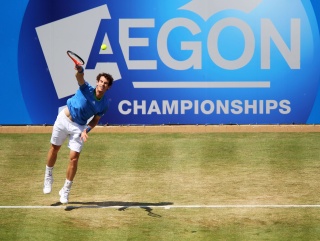 Andy slams down another sizzling serve on the way to a straight sets win