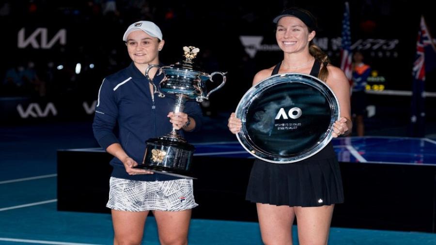 Ashleigh Barty and Danielle Collins.jpg