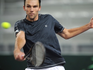 If Rafa starts as poorly as he did in his last match Karlovic can snap up the first set in no time 