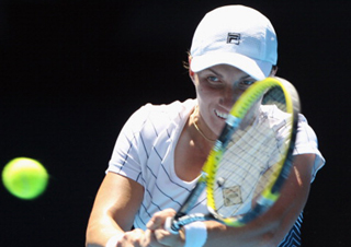 Svetlana Kuznetsova is far more comfortable on hard courts than 'dirt-rat' Schiavone 