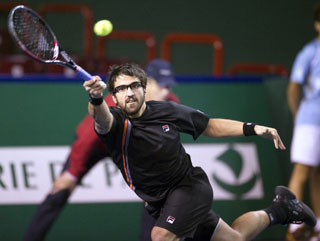 A fresh Janko Tipsarevic can stretch Tomas Verdych this afternoon 